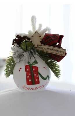 Sfera di Natale in Vetro Personalizzata Soggetto Pacchetto Regalo Dipinta A MANO Prodotto Made in Italy