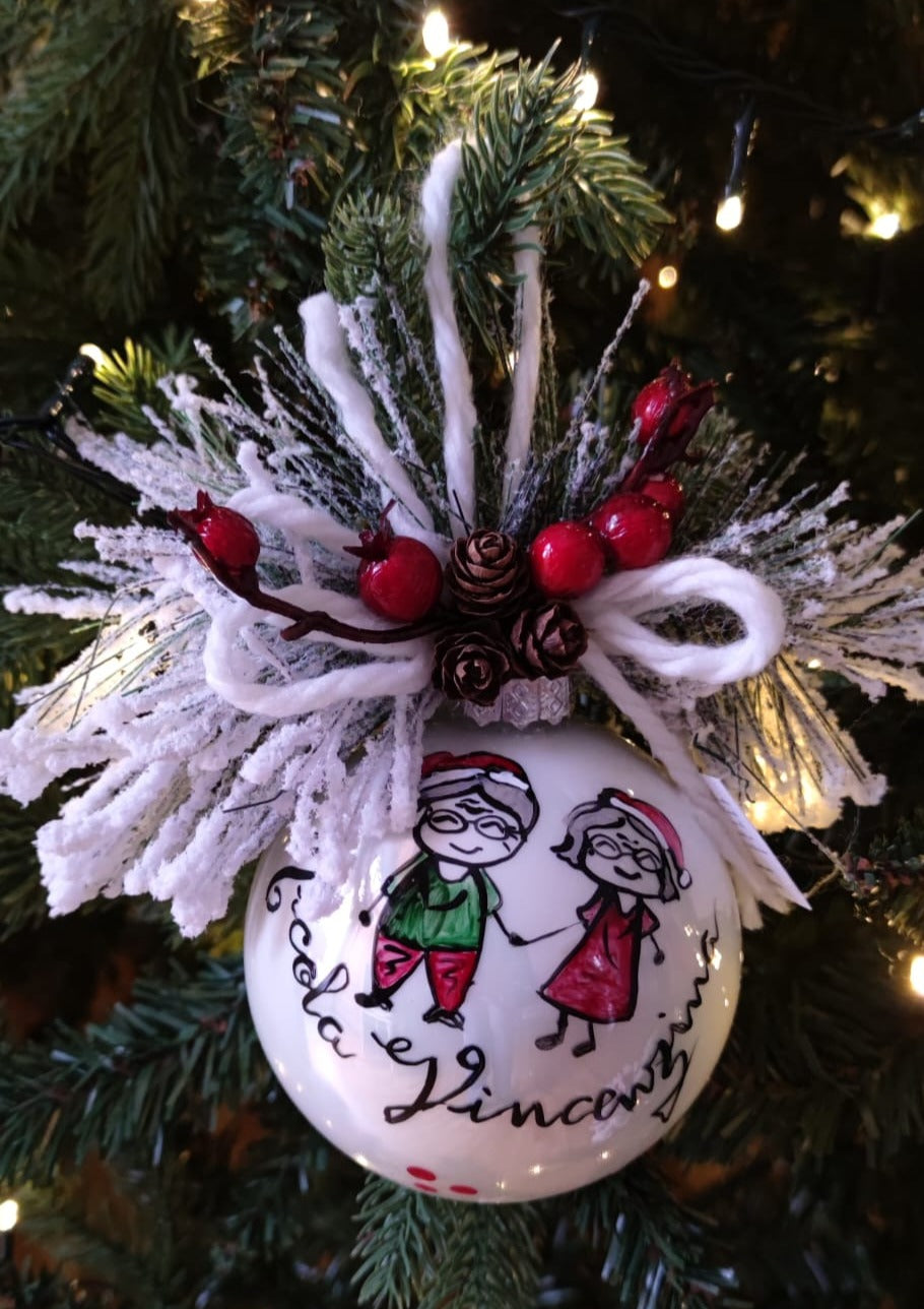 Sfera di Natale in Vetro Personalizzata Soggetto Nonni Dipinta A MANO Prodotto Made in Italy