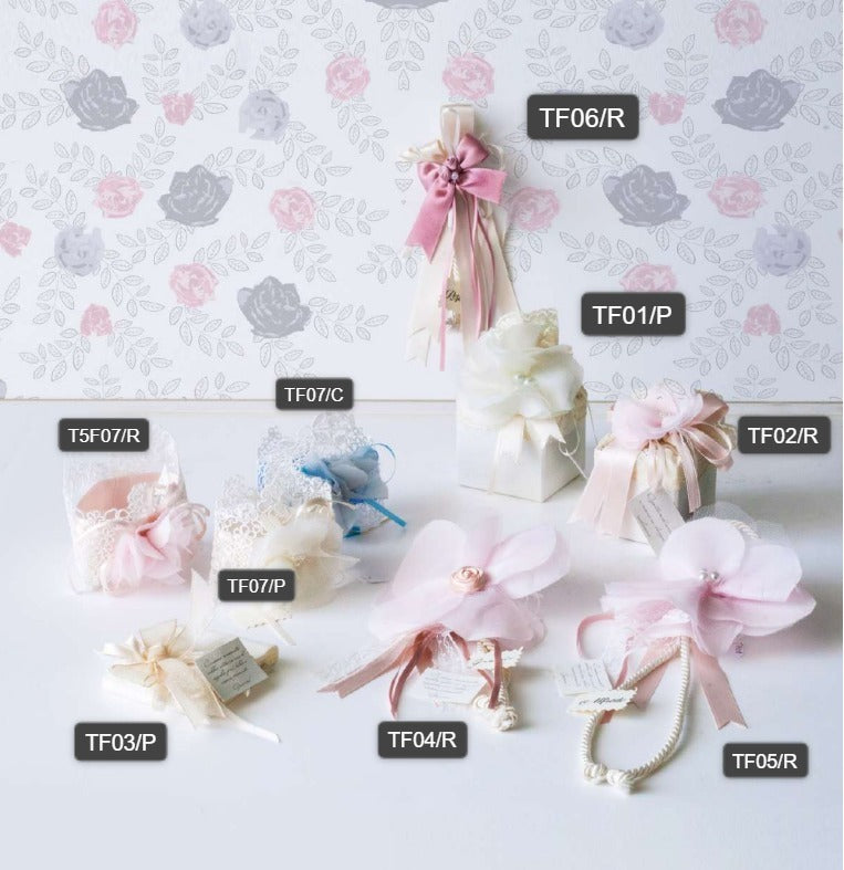 Tablesetting Flowers